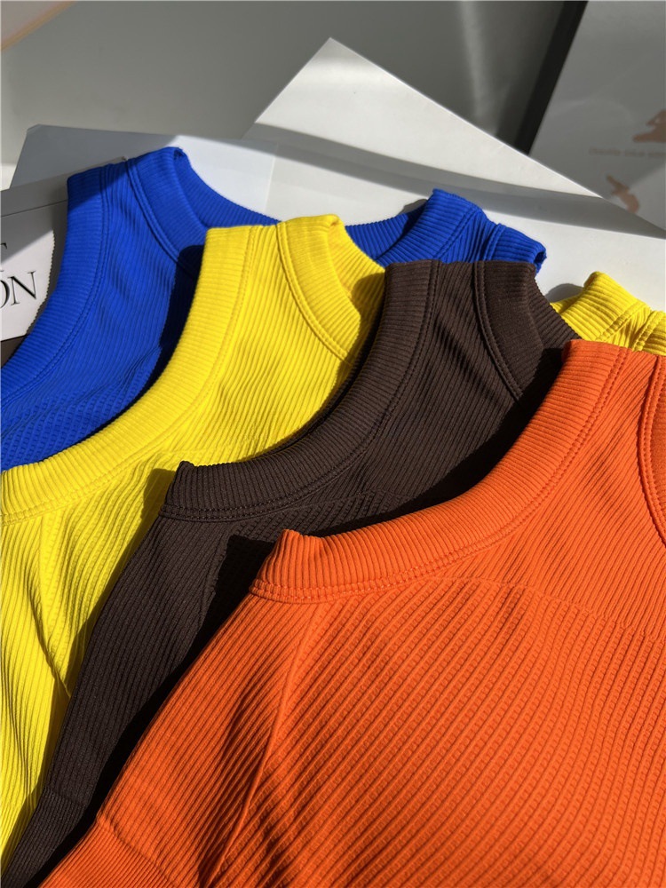قميص يوجا بدون أكمام للسيدات ب - مراجعة T Shirt Bra Seamless وسعره