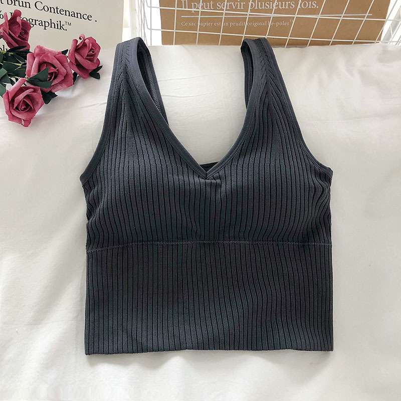 ملابس علوية نسائية قصيرة بدون  - مراجعة T Shirt Bra Seamless وسعره