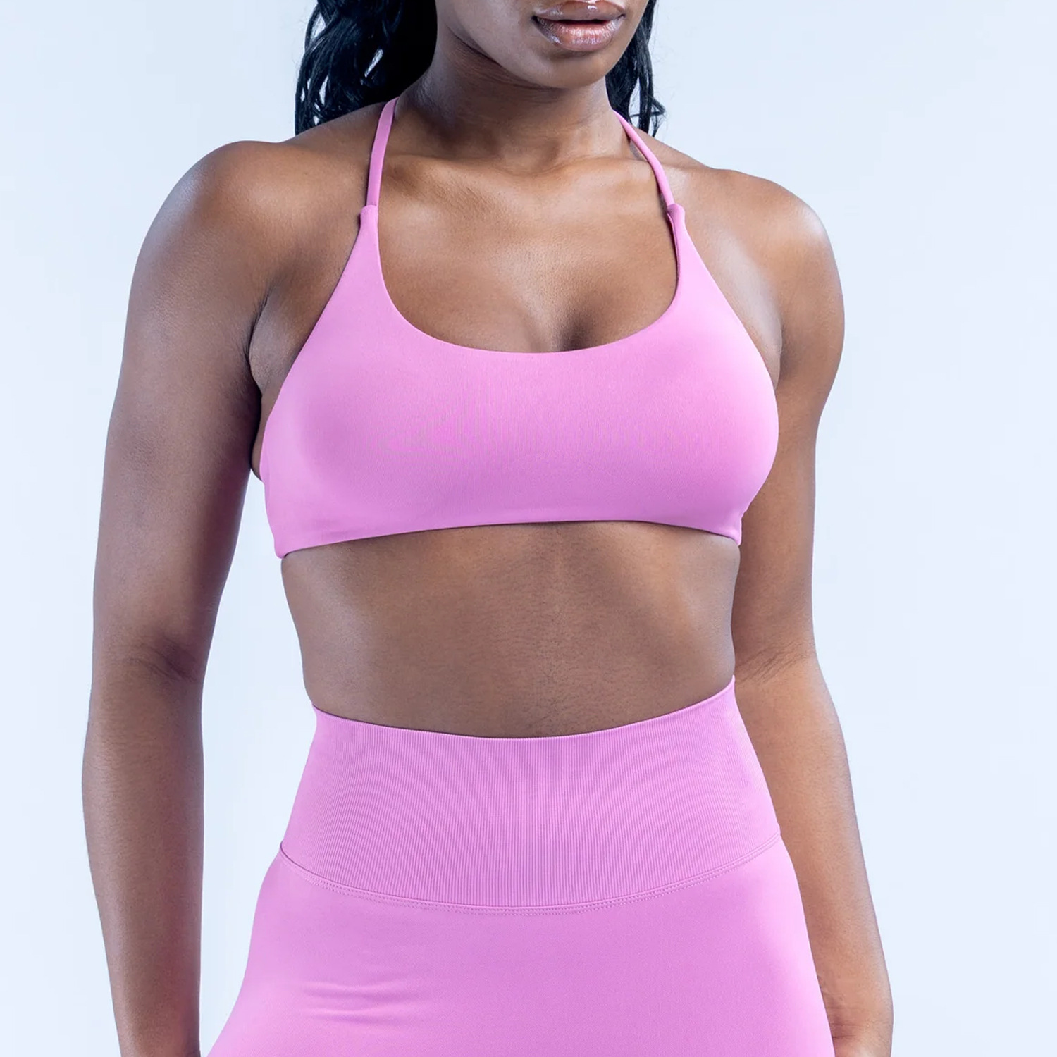 حمالة صدر رياضية بدون خياطة من - مراجعة Sports Bra Racerback وسعره
