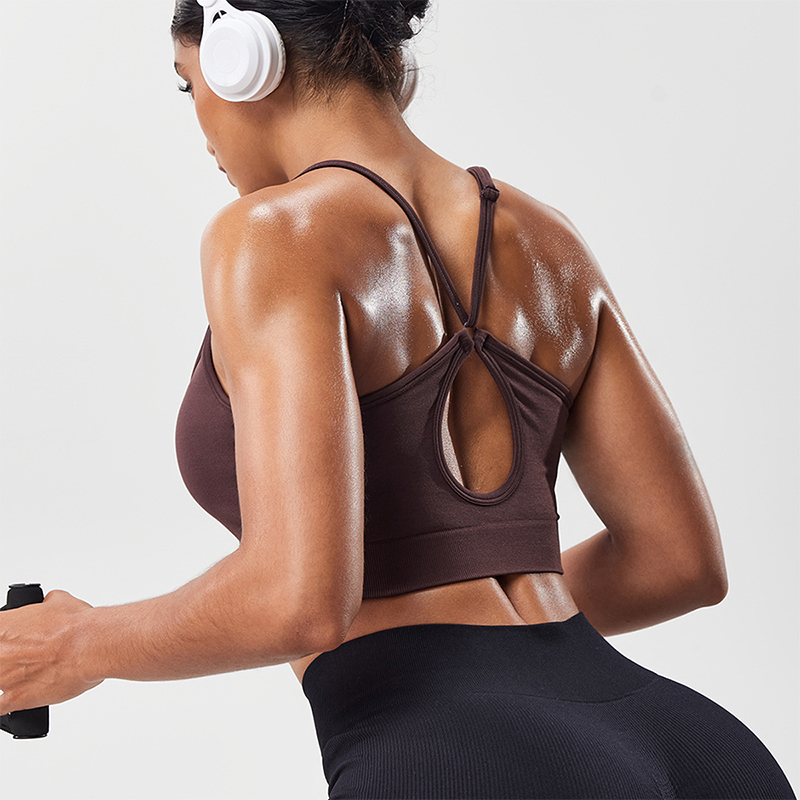 حمالة صدر رياضية نسائية بظهر م - مراجعة Sports Bra Racerback وسعره