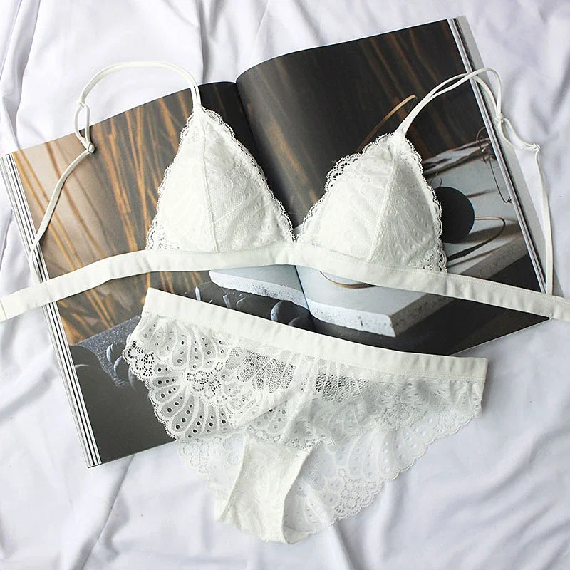 طقم حمالة صدر نسائية مثيرة من  - مراجعة Sleep Bra Bralette وسعره